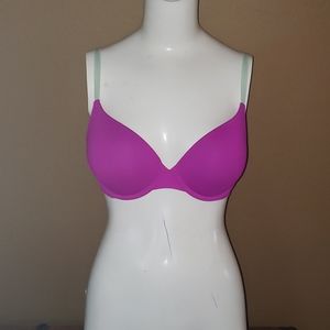 Victoria secret 34 D bra...NEW